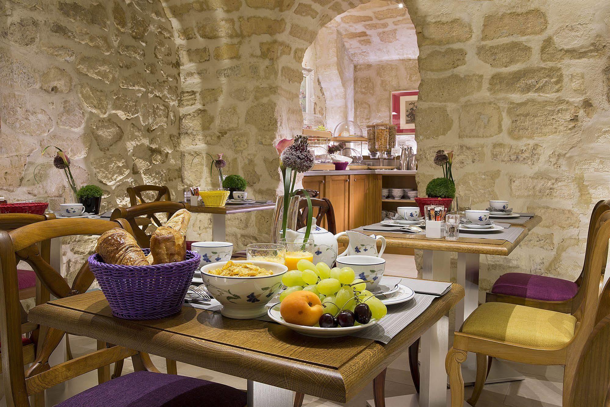 Hotel Le Relais Des Halles Párizs Kültér fotó